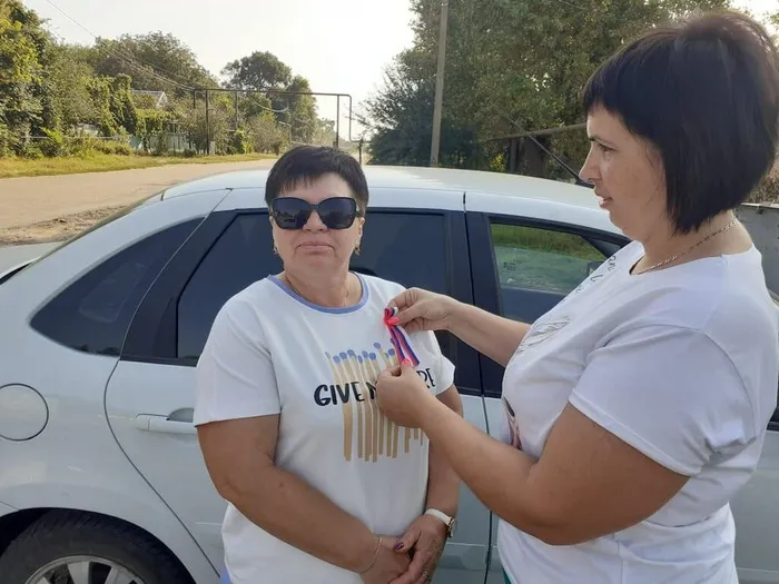 раздача ленточек 4